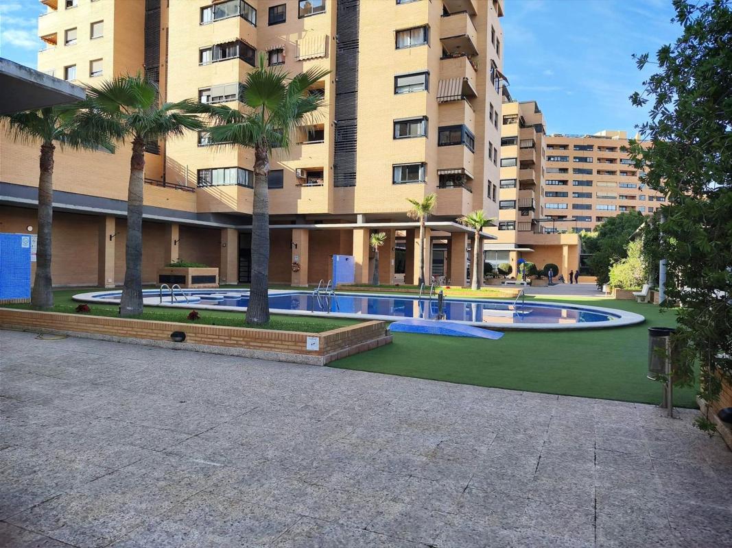 Sale of apartment in Piso en Garbinet - Parque de las Avenidas, Alicante / Alacant, Alicante
photo 1