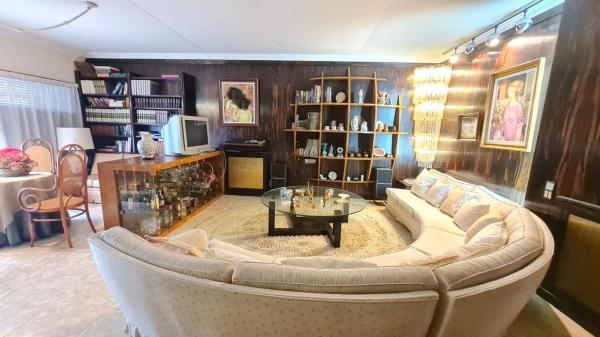 Independent chalet for sale in Casa o chalet en Plaza Castelar - Mercado Central, Elda, Elda
photo 1