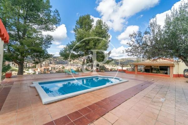 Casa o chalet independiente en Calle Sant Joan de Ribera, Centro - Zona Alta, Alcoy / Alcoi photo 2