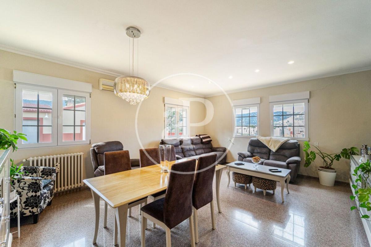 Недвижимость на продажу и в аренду в Испании photo 3