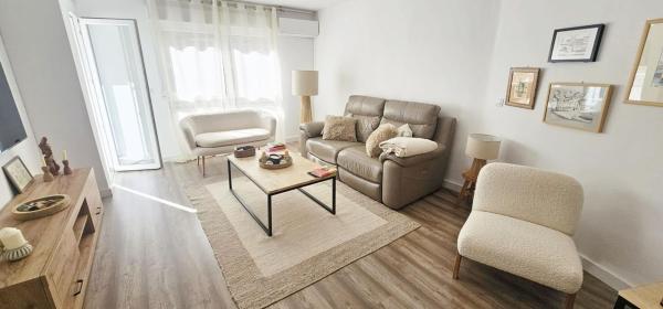 Venta de piso en Piso en Ensanche-Diputación, Alicante / Alacant, Alicante / Alacant
thumbnail 2