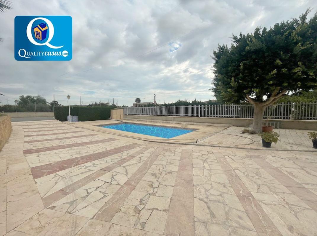 Properties for sale and rent in Spain photo 3