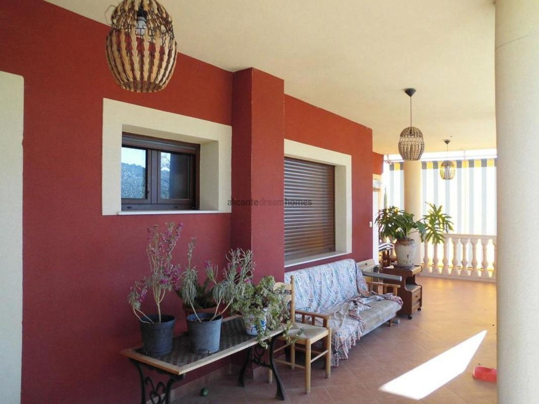 Sale of independent chalet in Casa o chalet en Pinoso, Pinoso
photo 4
