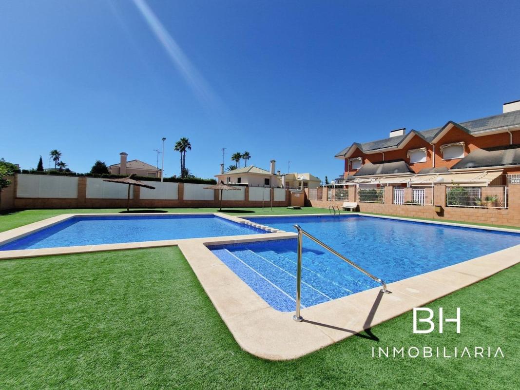 Propiedades en venta y alquiler en España photo 1