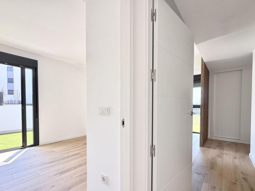 Продажа квартиры на Piso en Avenida Músico Maestro Antonio Climent, Nou Nazaret - Frank Espinós, San Juan de Alicante, Сан-Хуан-де-Аликанте
 photo 5