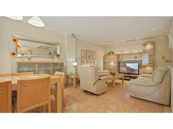 Casa o chalet independiente en Calle Antonio Ripoll Javaloy, 2, Zona Universidad, Elche / Elx thumbnail 2