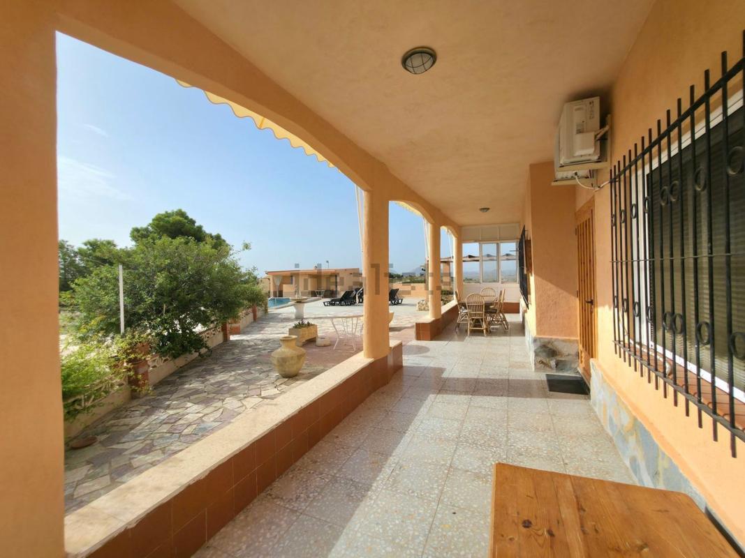 Properties for sale and rent in Spain photo 4