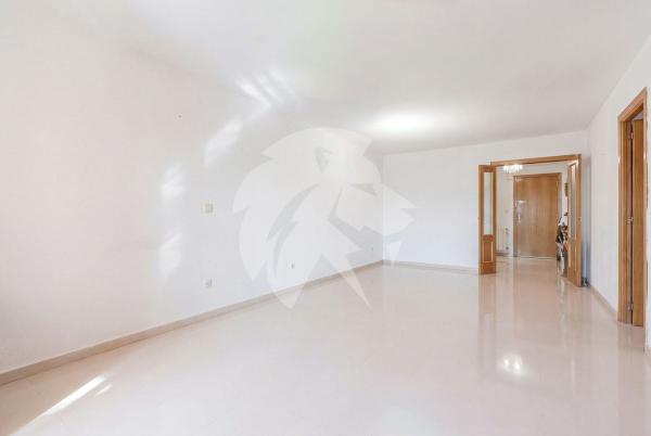 Продажа квартиры на Piso en Avenida Pintor Xavier Soler, Garbinet - Parque de las Avenidas, Alicante / Alacant, Аликанте / Алакант
photo 1