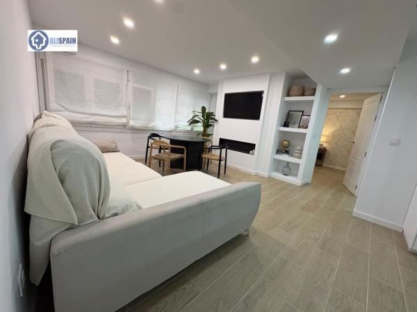 Продажа квартиры на Piso en Casco Histórico-Santa Cruz, Alicante / Alacant, Аликанте / Алакант
photo 1