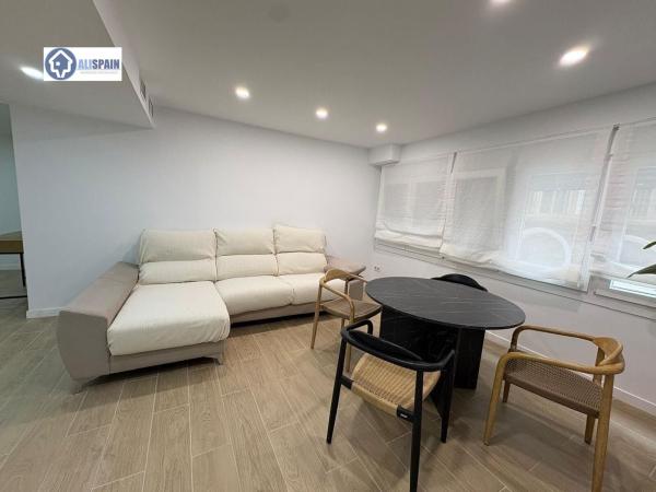 Продажа квартиры на Piso en Casco Histórico-Santa Cruz, Alicante / Alacant, Аликанте / Алакант
 photo 4