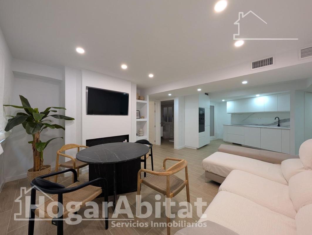 Продажа квартиры на Piso en Rambla de Méndez Núñez, Casco Histórico-Santa Cruz, Alicante / Alacant, Аликанте / Алакант
photo 3