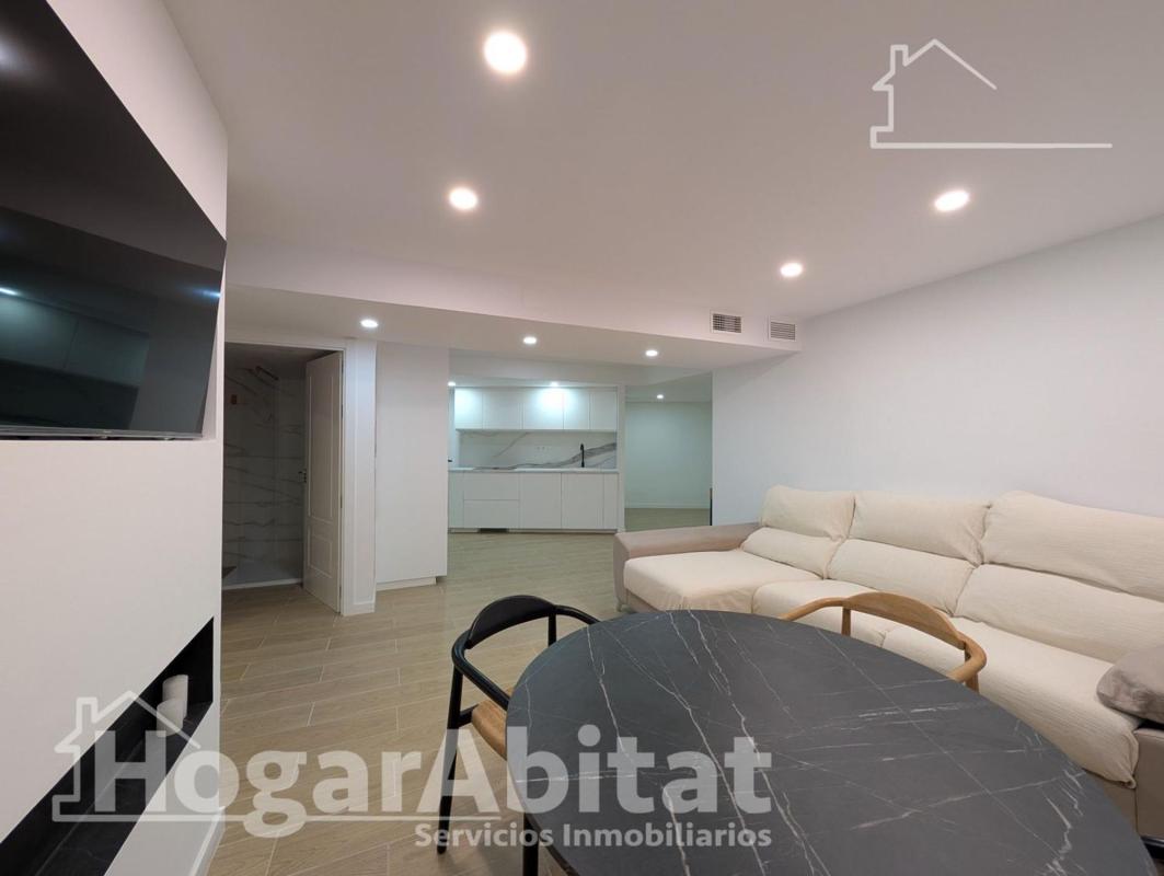 Продажа квартиры на Piso en Rambla de Méndez Núñez, Casco Histórico-Santa Cruz, Alicante / Alacant, Аликанте / Алакант
photo 4