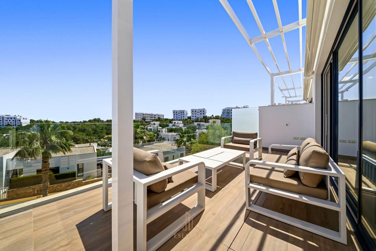 Duplex sale in Dúplex en Avenida de las Colinas, Las Colinas Golf, Orihuela, Orihuela photo 3