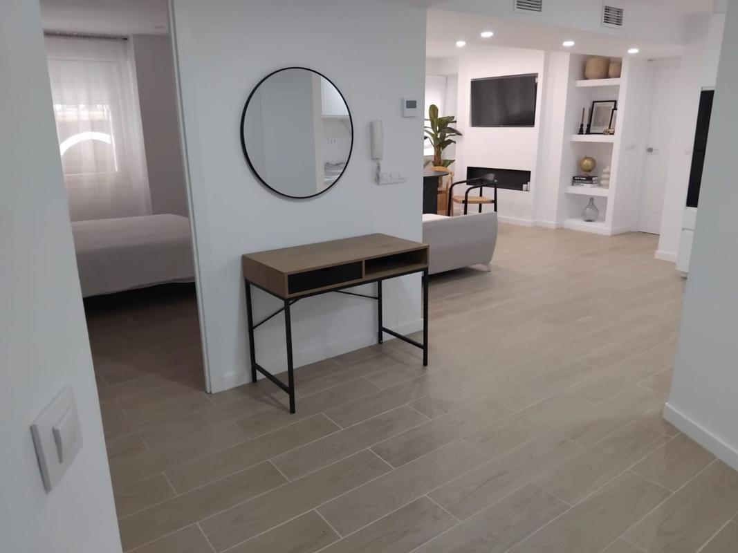 Venta de piso en Piso en Rambla de Méndez Núñez, Casco Histórico-Santa Cruz, Alicante / Alacant, Alicante / Alacant
 photo 2