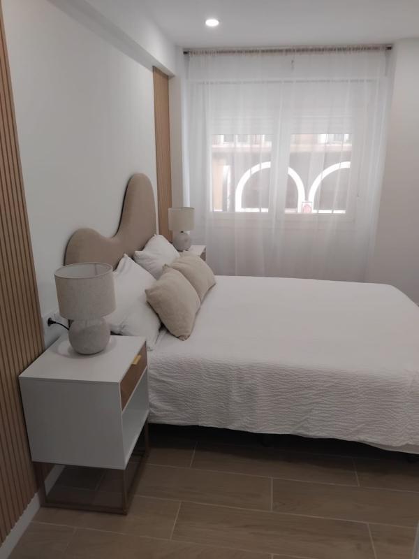 Venta de piso en Piso en Rambla de Méndez Núñez, Casco Histórico-Santa Cruz, Alicante / Alacant, Alicante / Alacant
 photo 5