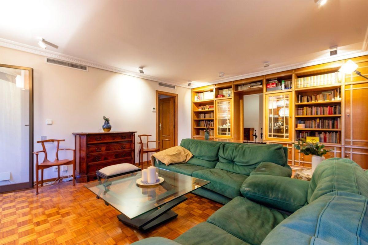 Venta de piso en Piso en Avenida General Marvá, Ensanche-Diputación, Alicante / Alacant, Alicante / Alacant
photo 1