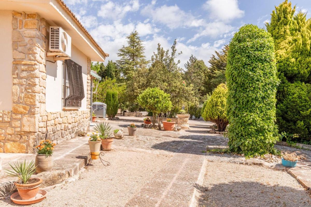 Недвижимость на продажу и в аренду в Испании photo 4