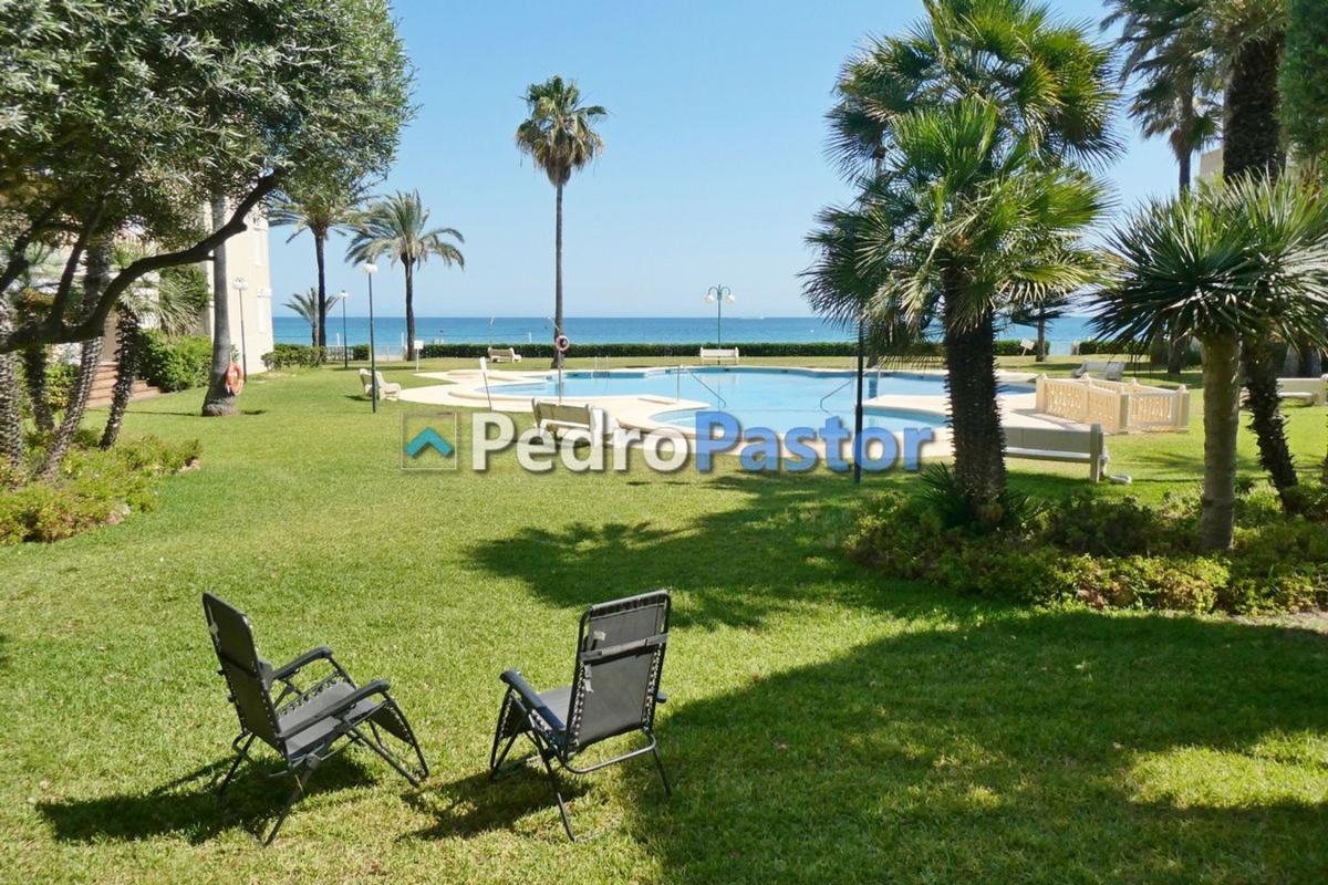 Продажа квартиры на Piso en Carretera de les Marines a Dénia, 136, Les Bovetes-La Felicidad, Denia, Дения
photo 1