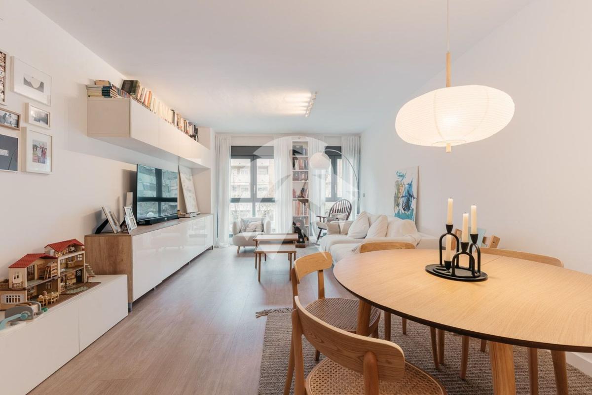Продажа квартиры на Piso en Avenida General Marvá, Ensanche-Diputación, Alicante / Alacant, Аликанте / Алакант
photo 1