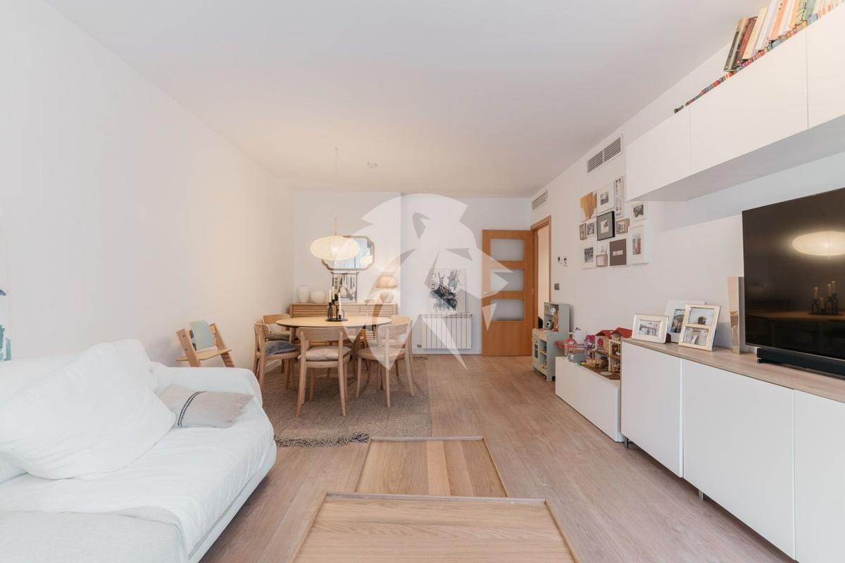 Продажа квартиры на Piso en Avenida General Marvá, Ensanche-Diputación, Alicante / Alacant, Аликанте / Алакант
photo 5