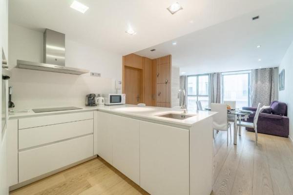 Продажа квартиры на Piso en Calle San Fernando, 8, Casco Histórico-Santa Cruz, Alicante / Alacant, Аликанте / Алакант
photo 1