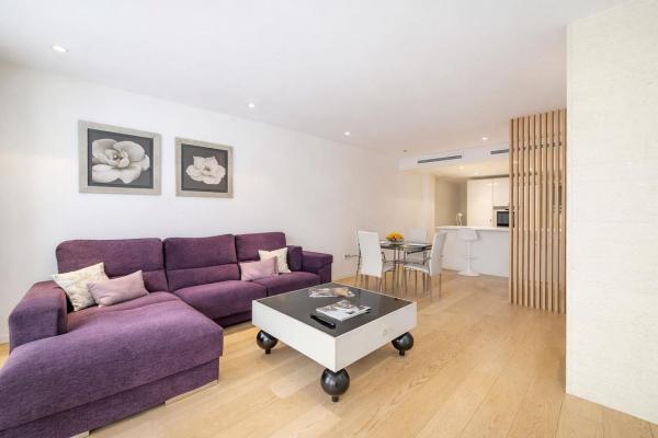 Продажа квартиры на Piso en Calle San Fernando, 8, Casco Histórico-Santa Cruz, Alicante / Alacant, Аликанте / Алакант
thumbnail 3