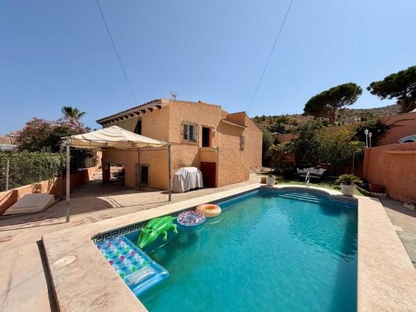 Casa o chalet independiente en Calle d'Oriola, Pueblo Acantilado - Lanuza, El Campello photo 1