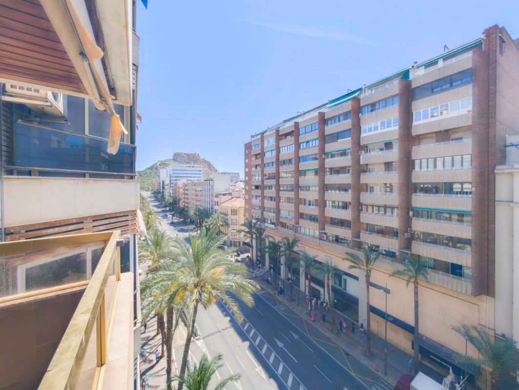 Sprzedaż mieszkania w Piso en Avenida Alfonso El Sabio, 34, Mercado, Alicante / Alacant, Alicante / Alacant
photo 5