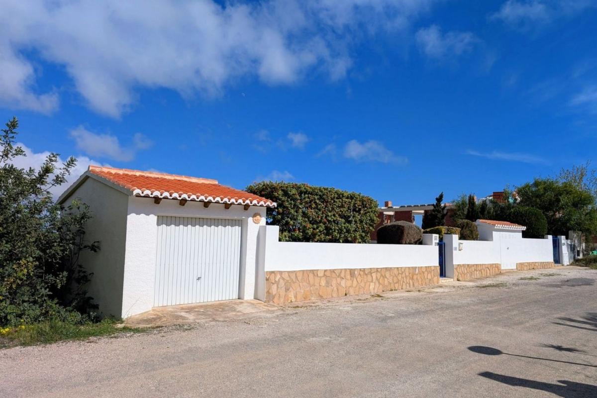 Properties for sale and rent in Spain photo 3
