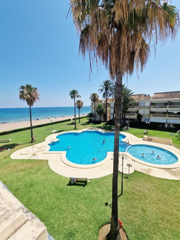 Sale of apartment in Piso en Carretera de les Marines a Dénia, Les Bovetes-La Felicidad, Denia, Denia
photo 1