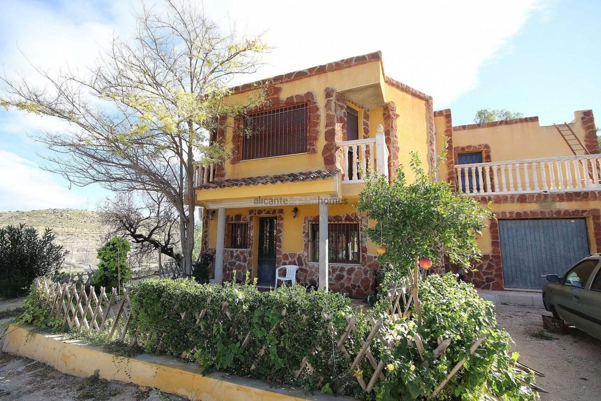 Продажа отдельного шале в Casa o chalet en Monovar, Моновар photo 3