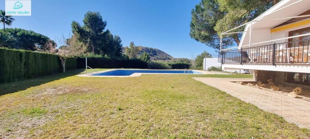 Properties for sale and rent in Spain photo 2