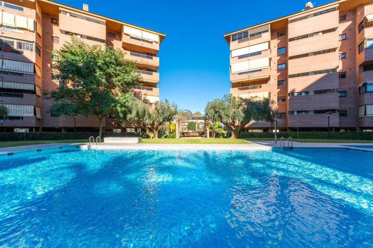 Продажа квартиры на Piso en Calle del Cabañal, Vistahermosa, Alicante / Alacant, Аликанте / Алакант
photo 3
