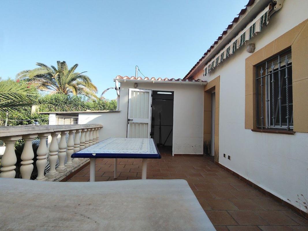 Sale of independent chalet in Casa o chalet en Calle Llac Sanabria, L'Almadrava-L'Estanyò, Denia, Denia
photo 1