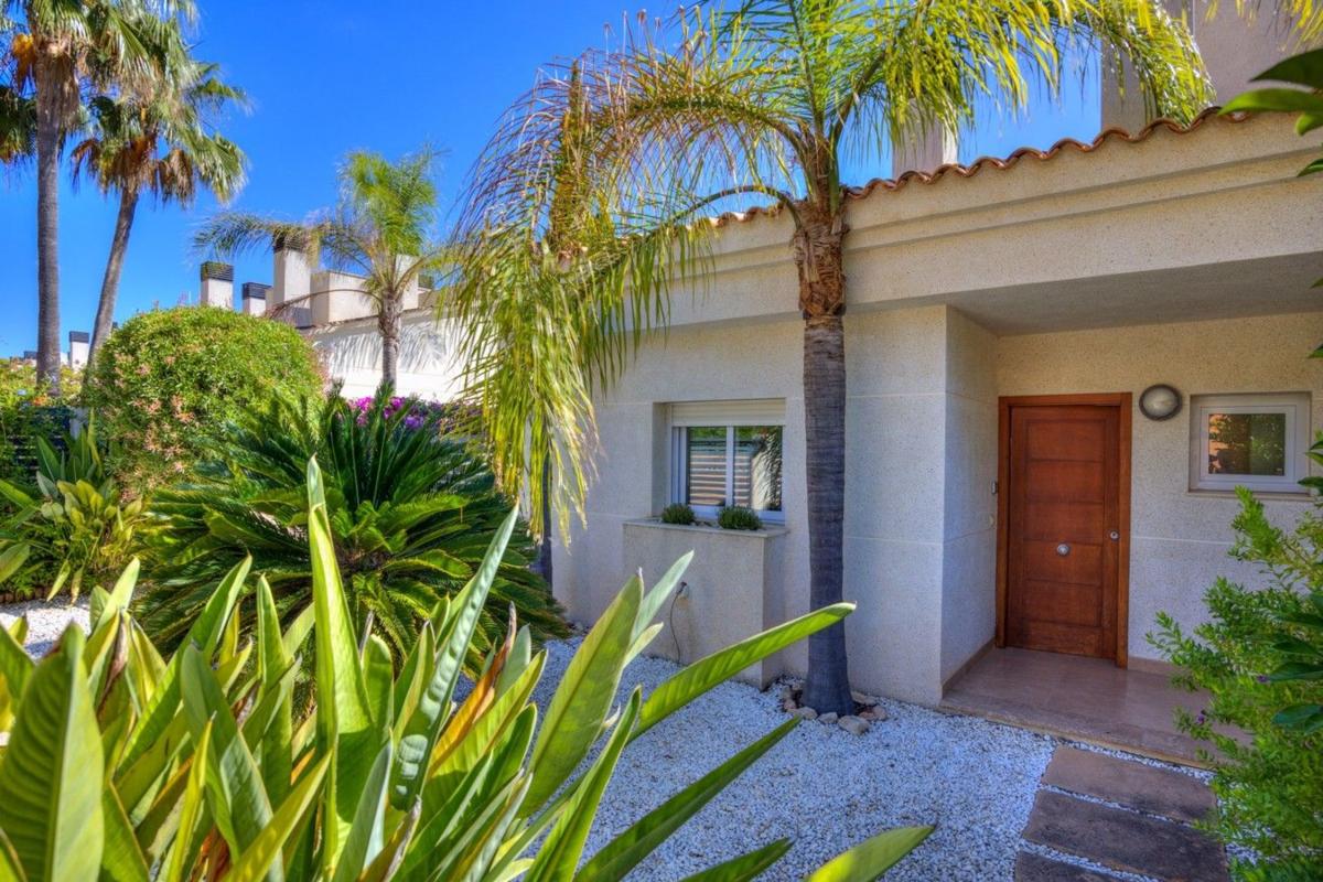 Sale of independent chalet in Casa o chalet en Benimeit-Tabaira, Moraira, Moraira
 photo 2