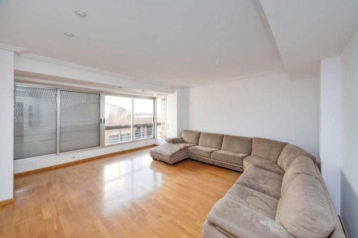 Venta de piso en Piso en Avenida de Ramón y Cajal, Ensanche-Diputación, Alicante / Alacant, Alicante / Alacant
photo 3