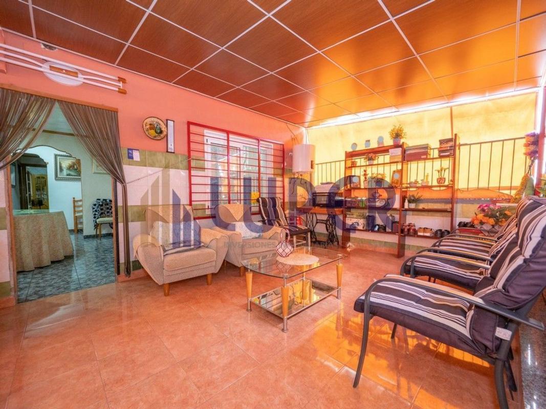 Propiedades en venta y alquiler en España photo 2
