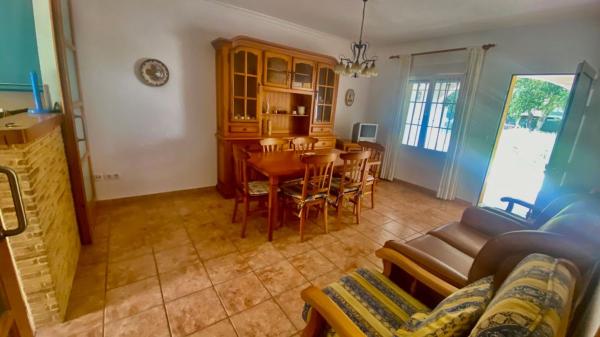 Independent chalet for sale in The Marines/Las Marinas, Denia
 photo 4