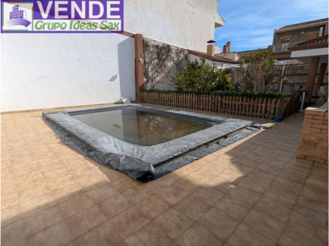 Propiedades en venta y alquiler en España photo 2