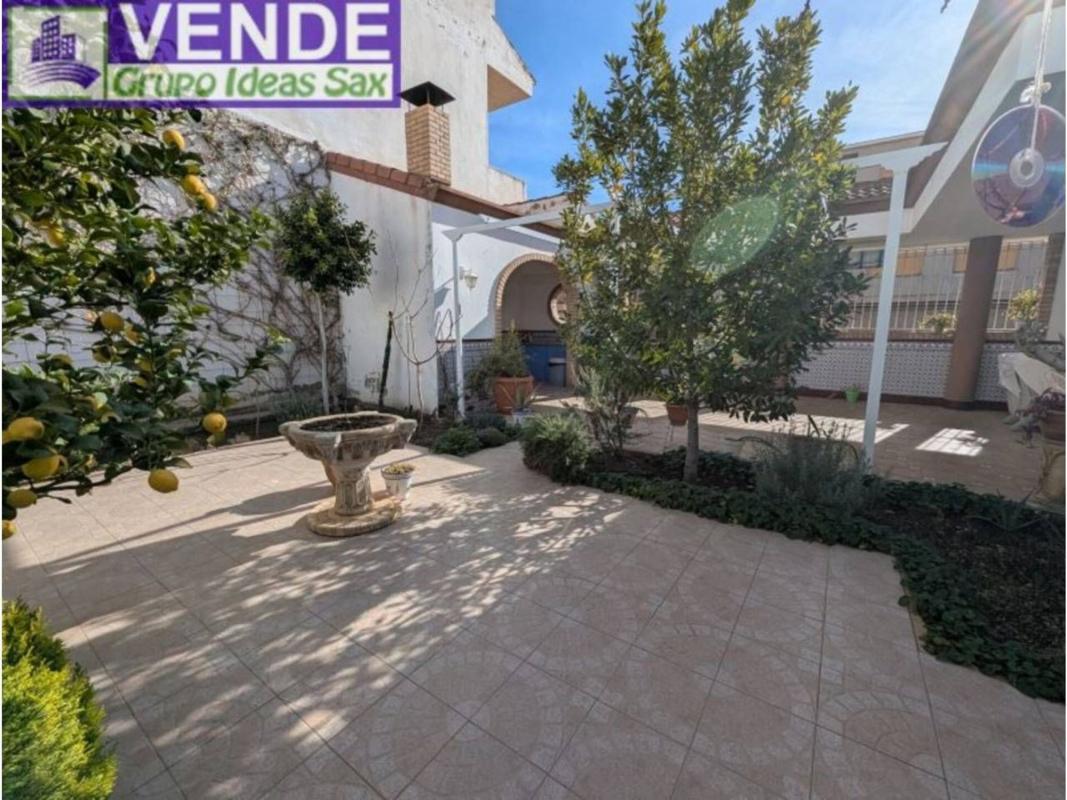 Propiedades en venta y alquiler en España photo 4