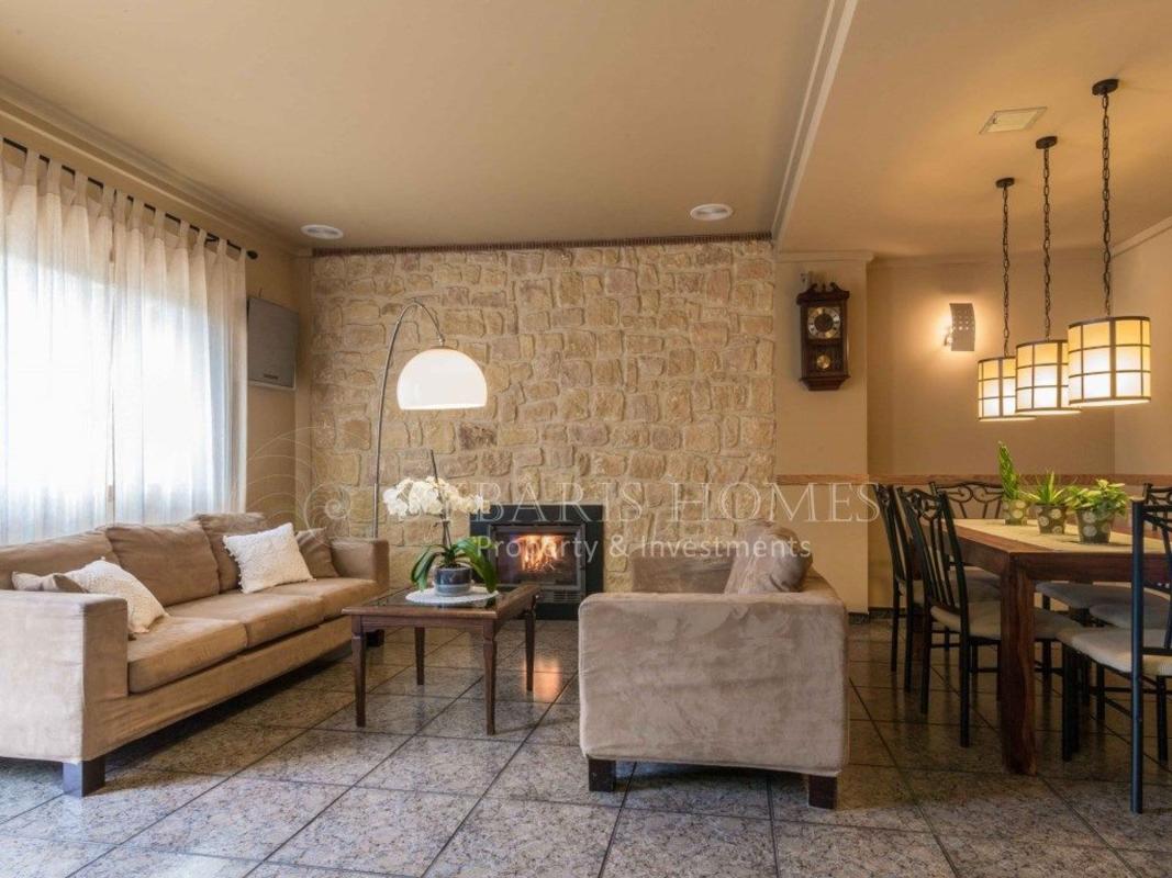 Properties for sale and rent in Spain photo 2