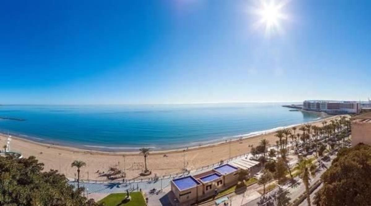 Sale of apartment in Piso en Calle de la Virgen del Socorro, Raval Roig-Virgen del Socorro, Alicante / Alacant, Alicante
 photo 2