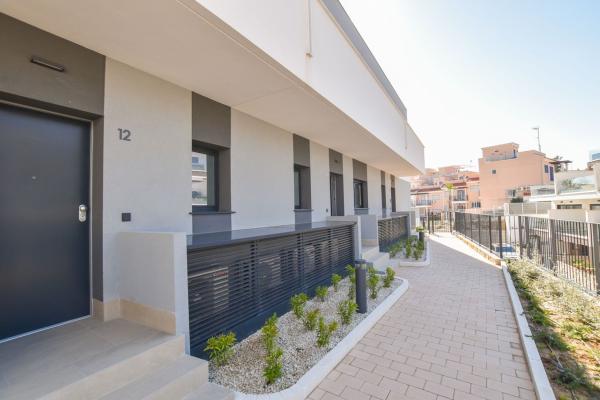 Sale of flat in Piso en Calle Canarias, 6, Monte y Mar, Gran Alacant, Gran Alacant
thumbnail 2