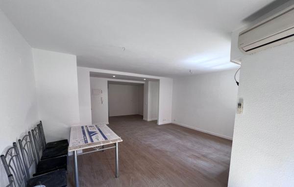 Venta de piso en Piso en Calle del Tucuman, Ensanche-Diputación, Alicante / Alacant, Alicante / Alacant
 photo 3