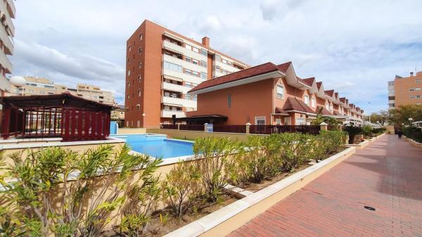 Casa o chalet independiente en Zona Universidad, Elche / Elx photo 1