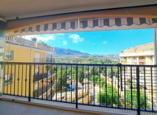 Продажа квартиры на Piso en Avenida de Ramón Ortega, Centro Urbano, Denia, Дения
thumbnail 2