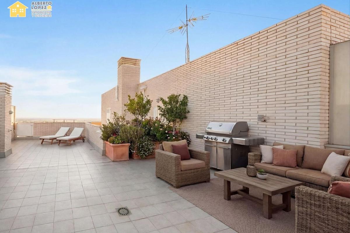 Penthouse sale in Ático en Calle Albacete, 7, Arenales del Sol, Elche / Elx, Elche / Elx photo 2