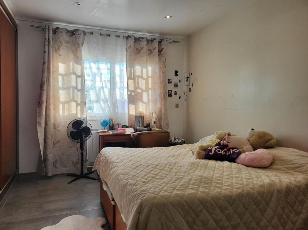 Properties for sale and rent in Spain photo 5