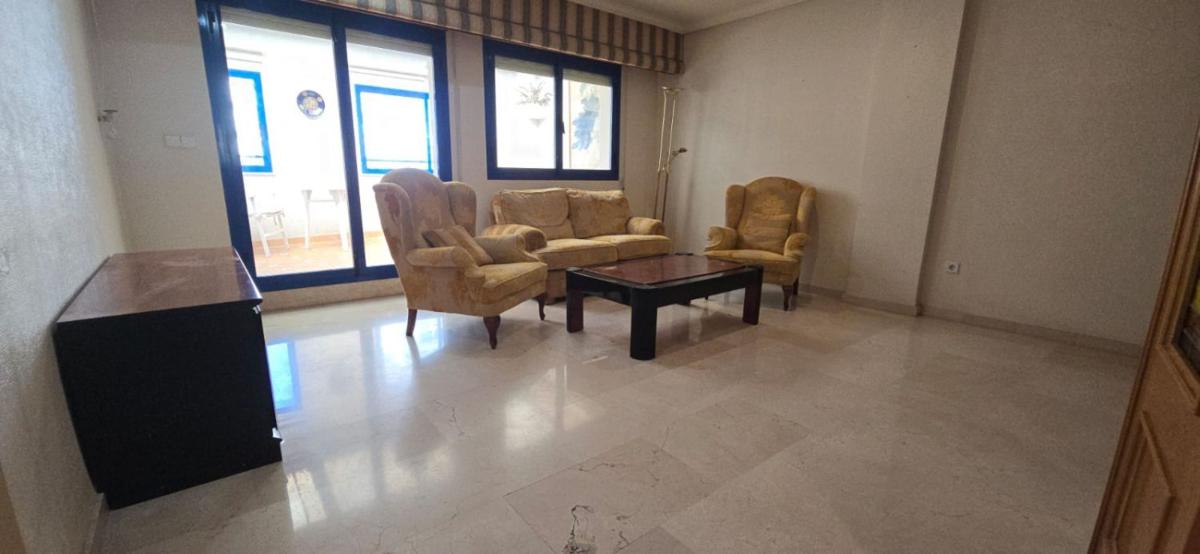 Penthouse sale in Ático en Avenida Maisonnave, Ensanche-Diputación, Alicante / Alacant, Alicante photo 2