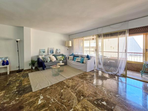Venta de piso en Piso en Avenida de Ramón y Cajal, 9, Ensanche-Diputación, Alicante / Alacant, Alicante / Alacant
 photo 1